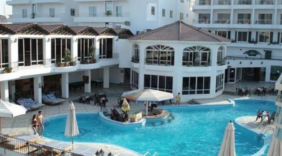 Minamark Beach Resort